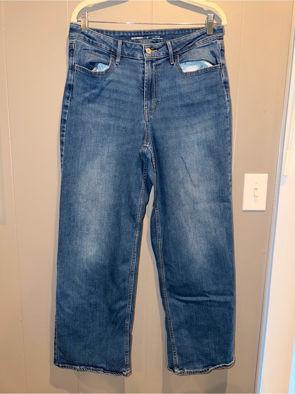 Old Navy High-Rise Wow Wide Leg Jeans- Medium Wash- Size 12